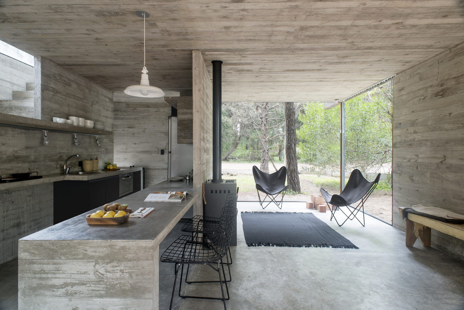 H3 House by Luciano Kruk