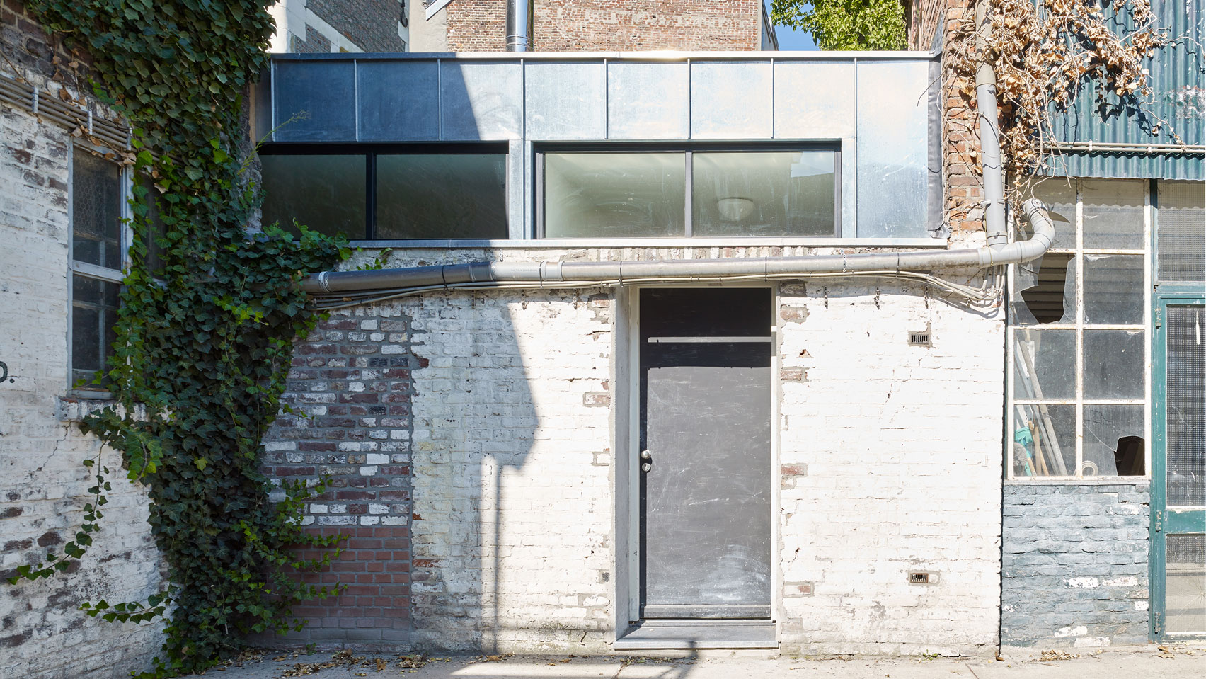 House Wycker Grachtstraat Maastricht by Artesk van Royen Architects