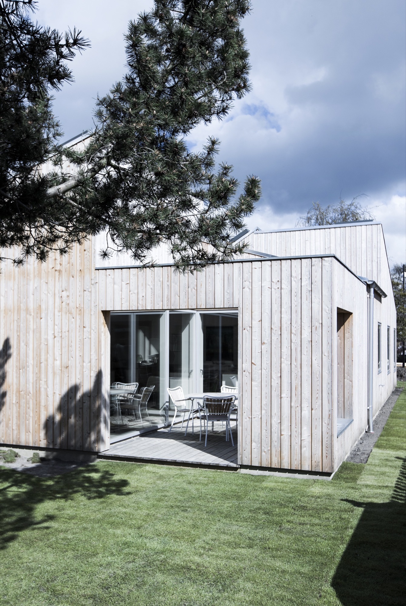 The Roof House by Sigurd Larsen