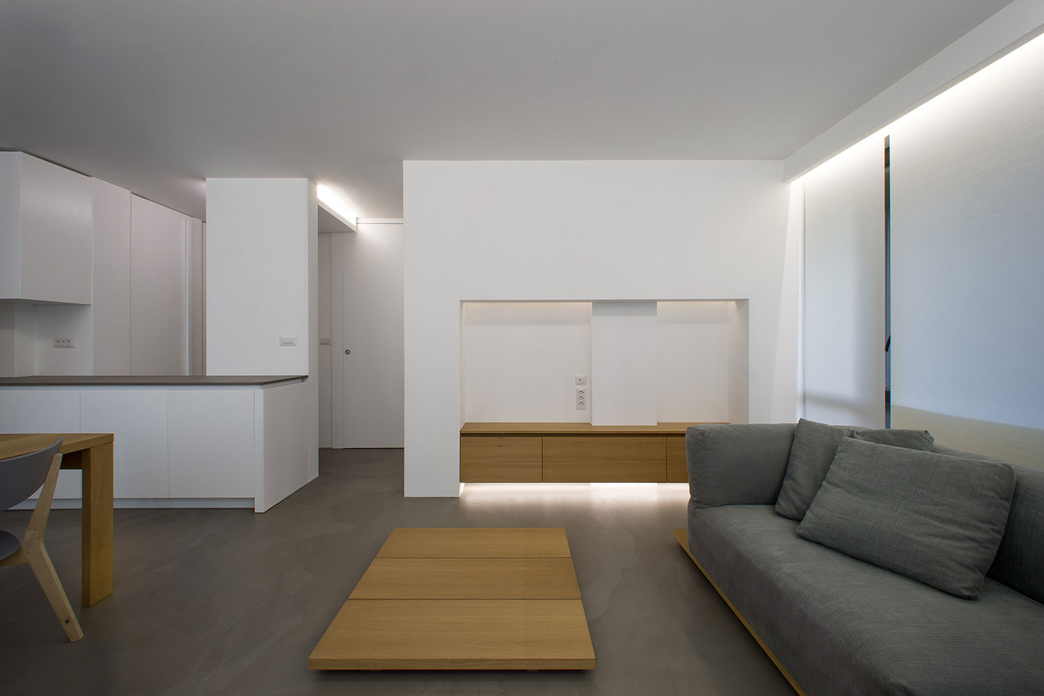 Apartment P by Elia Nedkov