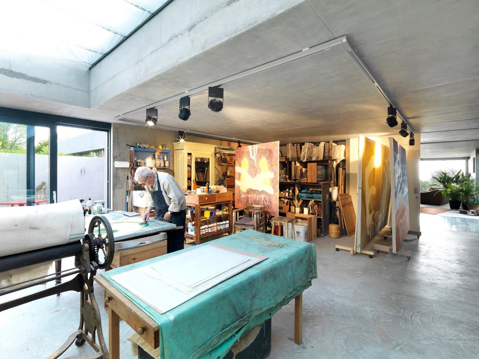 Home for Two Artists in Gloucestershire