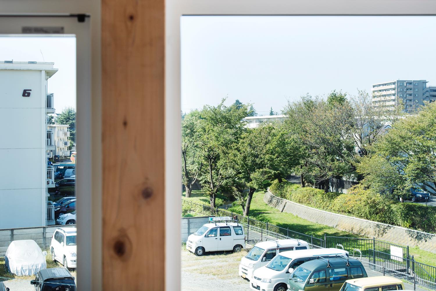 House Between Pillars by Camp Design Inc