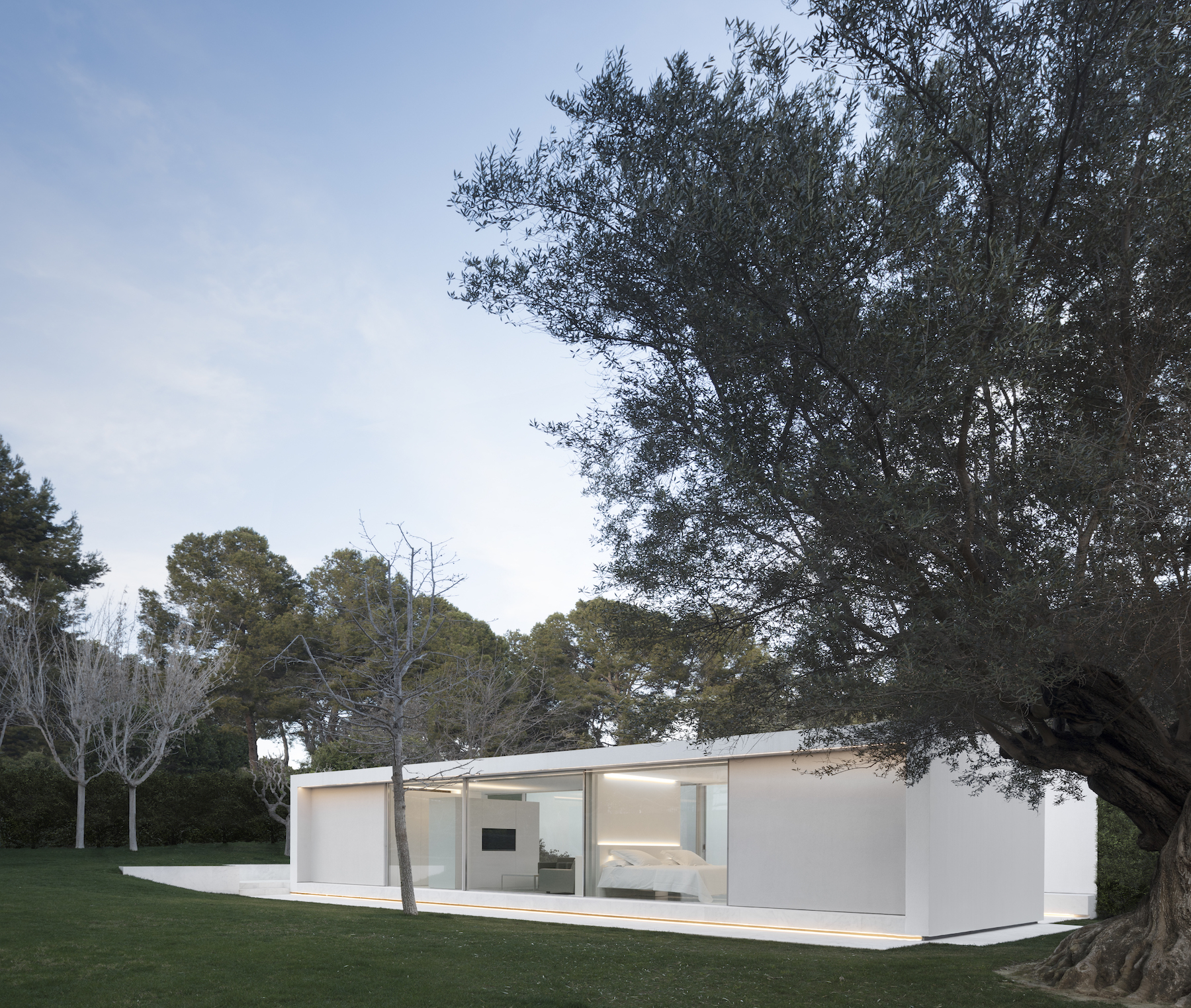 Guest Pavilion by Fran Silvestre Arquitectos