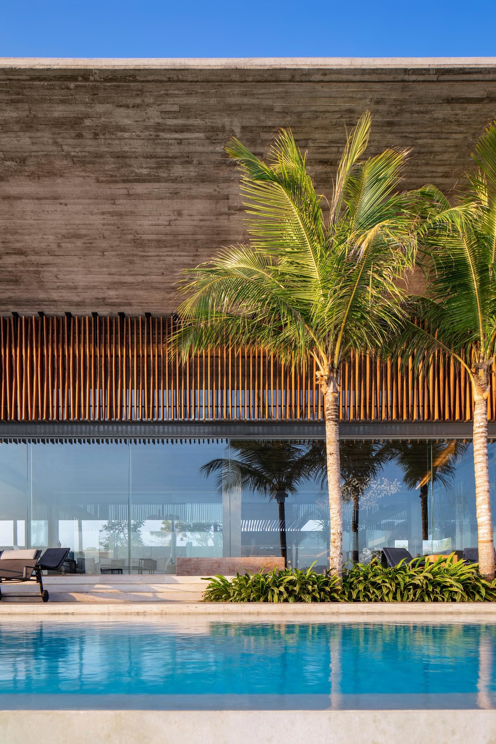 Luxurious villa in Indonesia by SAOTA