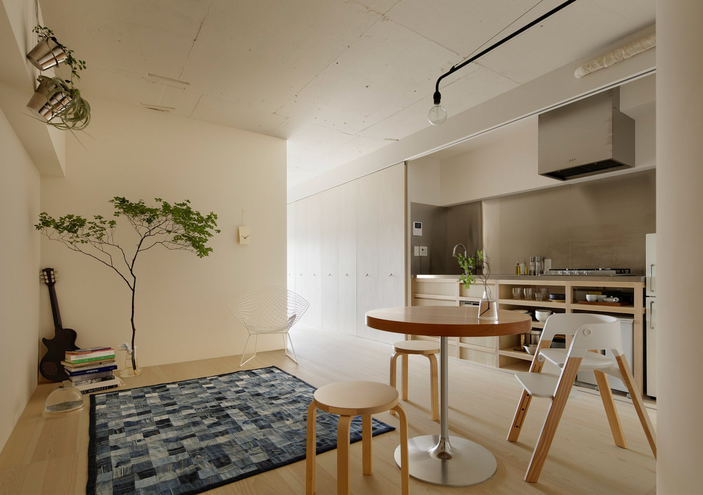 Apartment in Kitasando by Minorpoet