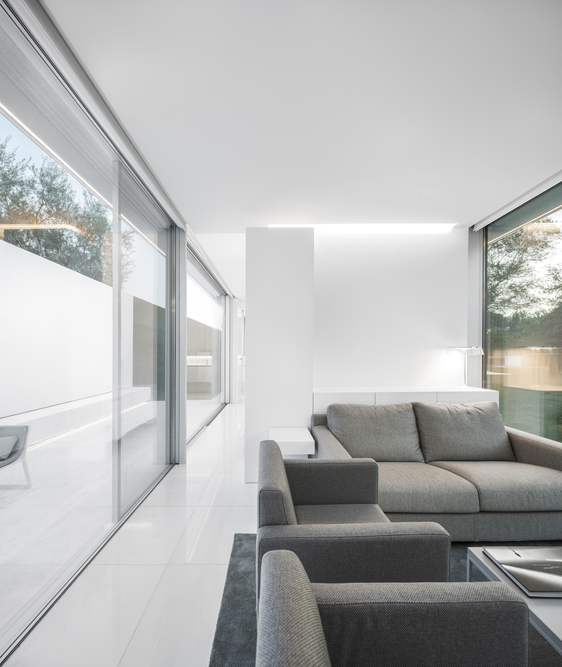 Guest Pavilion by Fran Silvestre Arquitectos