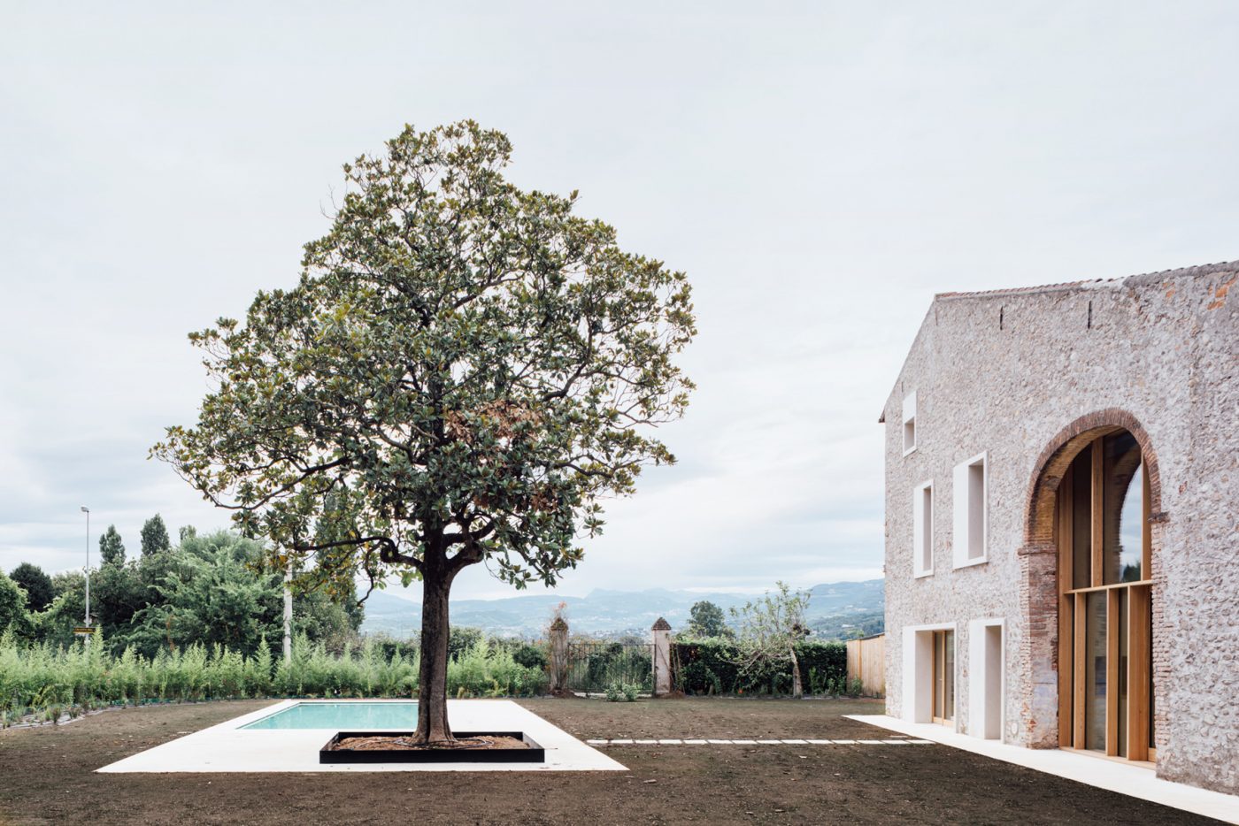 A Country Home in Chievo by studio wok