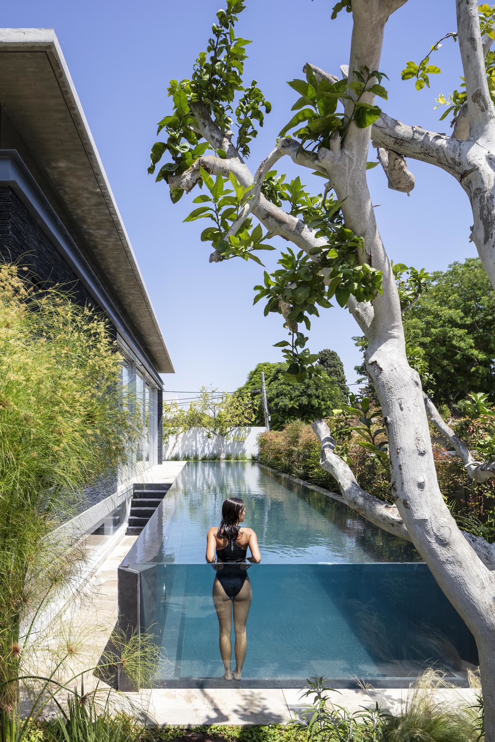  Tel Aviv House by Pitsou Kedem Architects