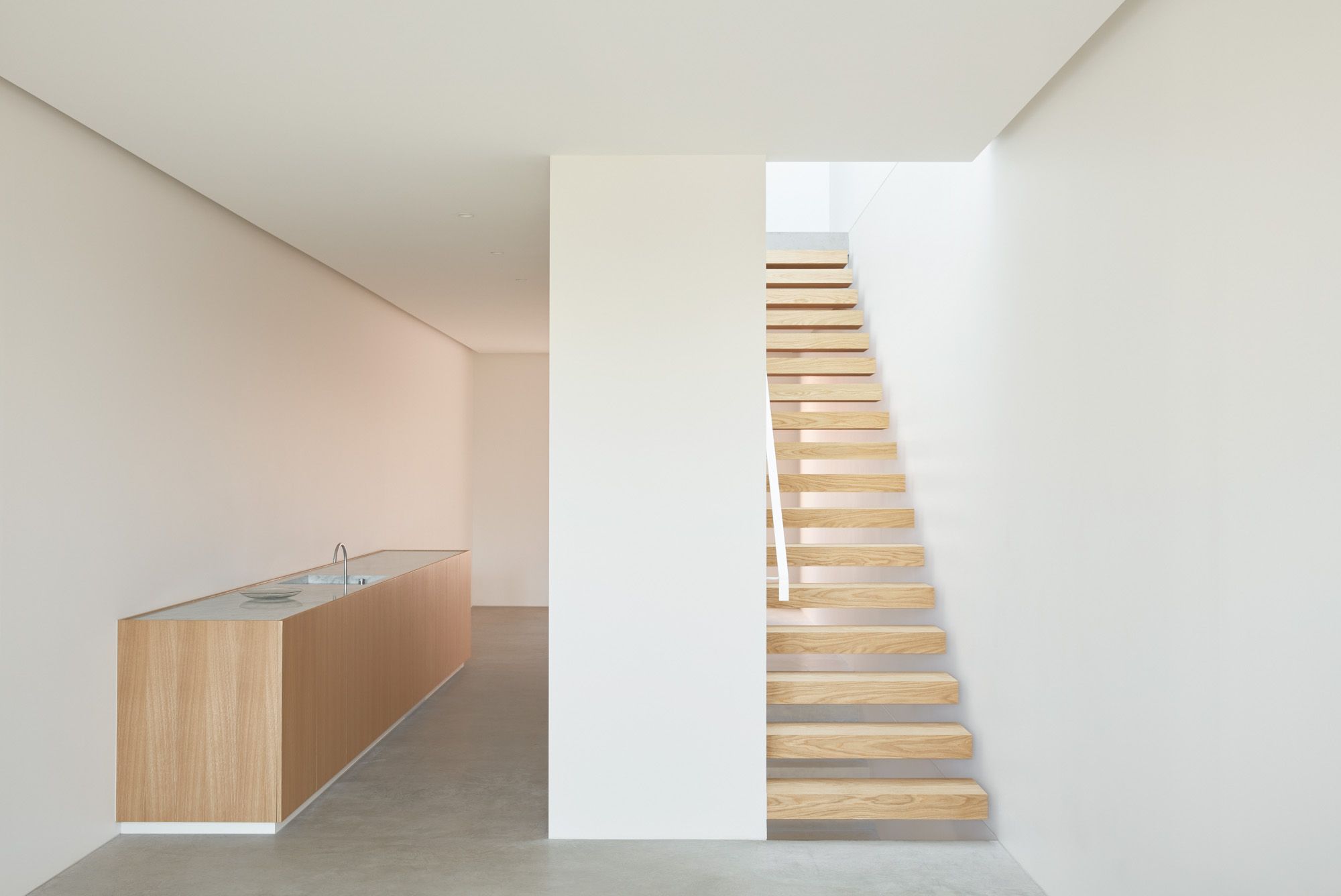 Skinny House by Oliver du Puy Architects