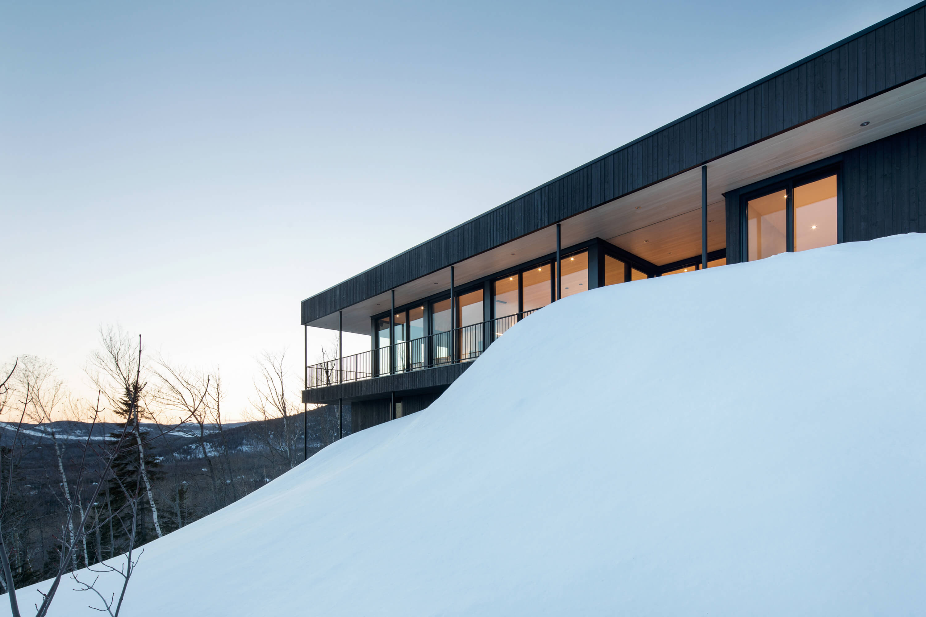 Residence Long View by Bourgeois / Lechasseur Architects