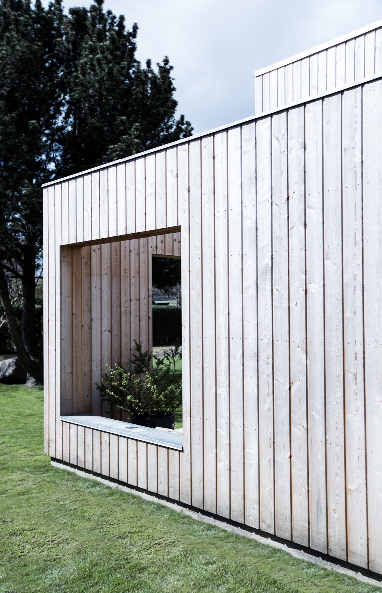 The Roof House by Sigurd Larsen