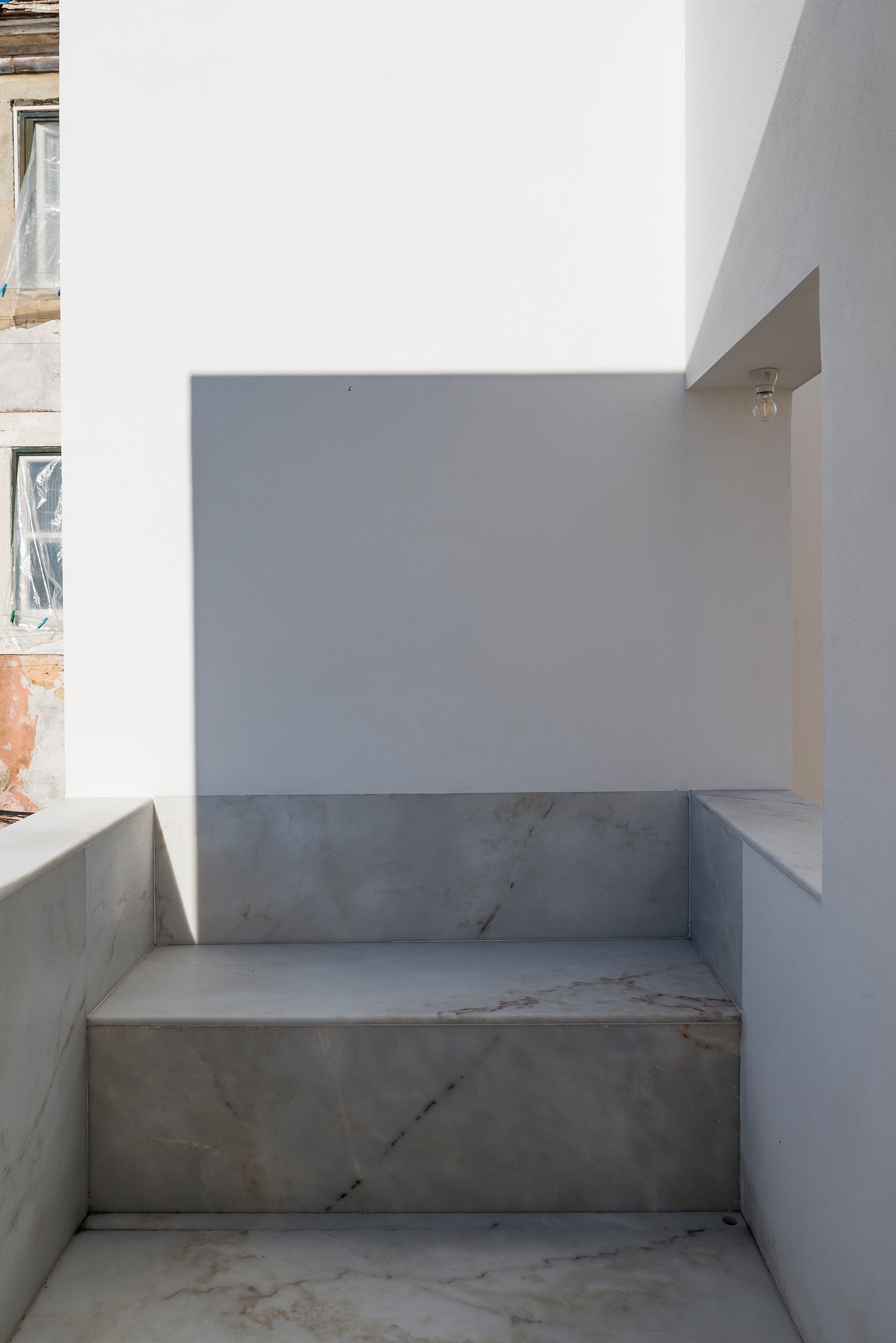 House in Alfama by Matos Gameiro Arquitecto