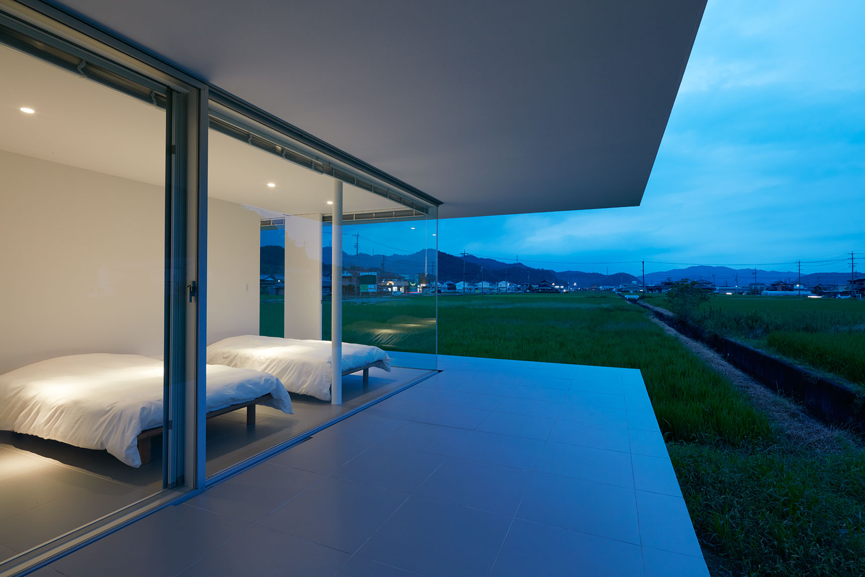 F Residence by Shinichi Ogawa & Associates