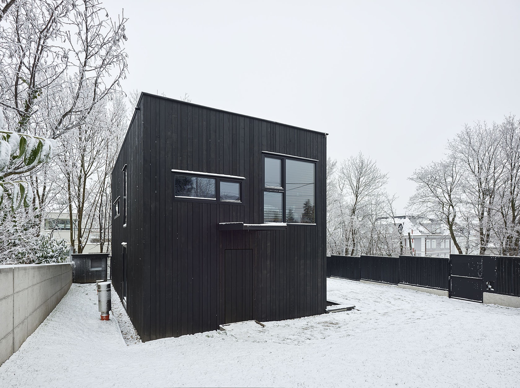 The Small Black by Pichler Architecture