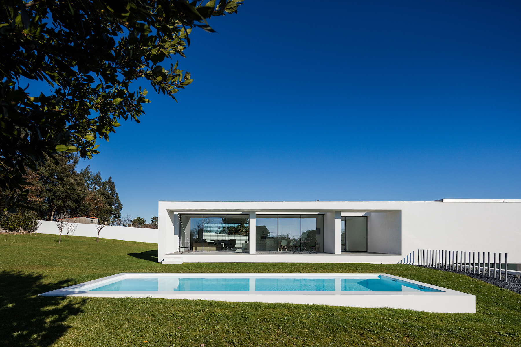 House Touguinhó III by Raulino Silva Architect