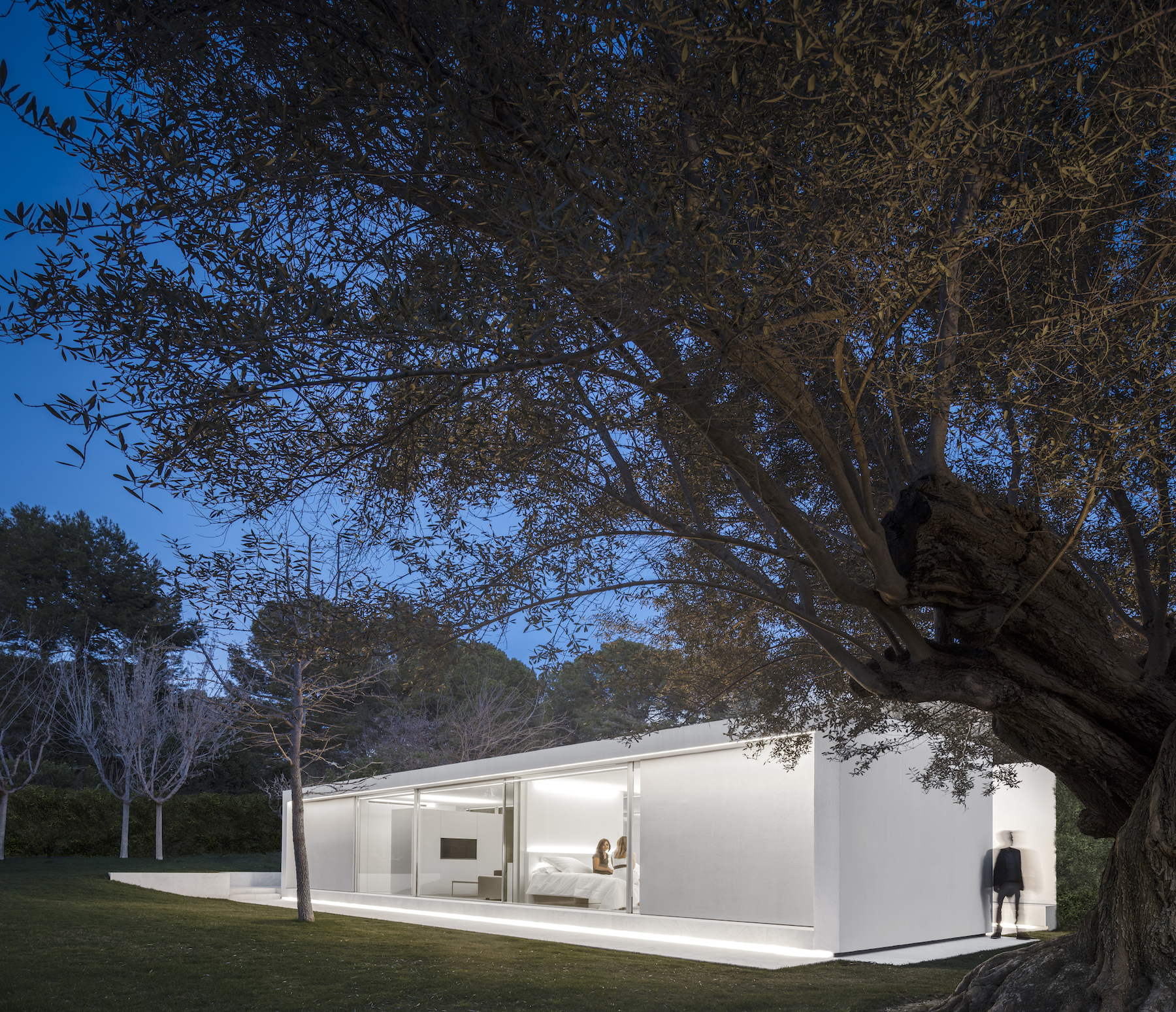 Guest Pavilion by Fran Silvestre Arquitectos