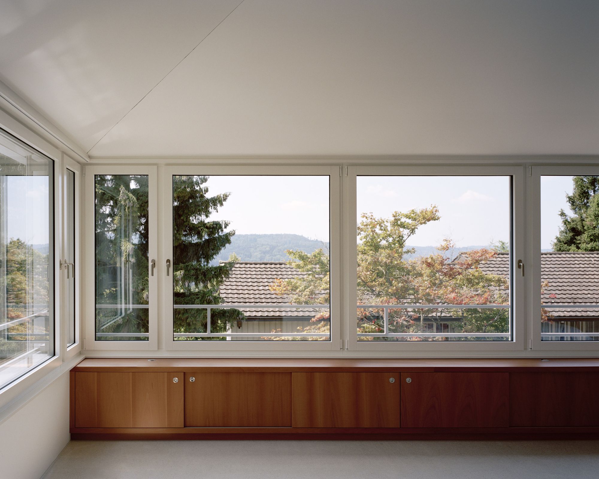 Haus in Winterthur by Cyrill Dettline Architekturstudio