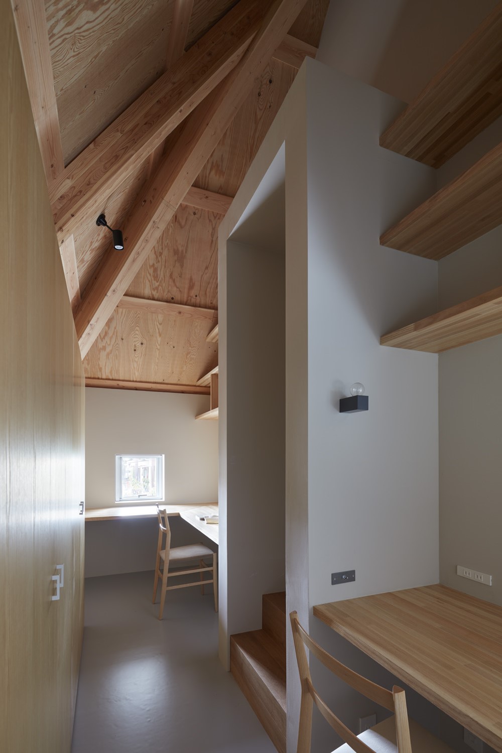 House in Iwakura by Airhouse