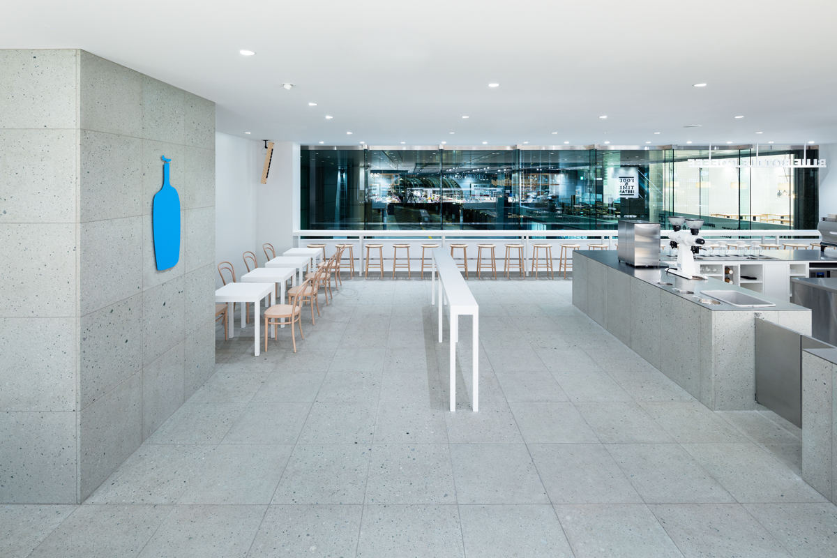 Blue Bottle Coffee Shinagawa Cafe by Schemata Architects