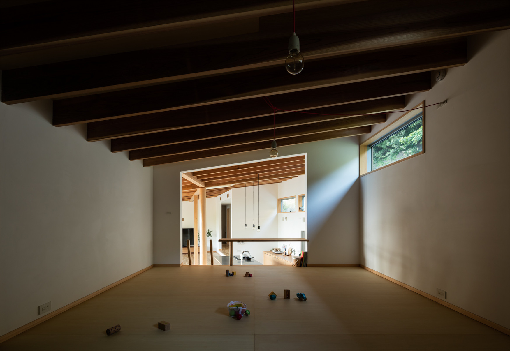 House in Shirahama-cho by Kishimoto Himeno