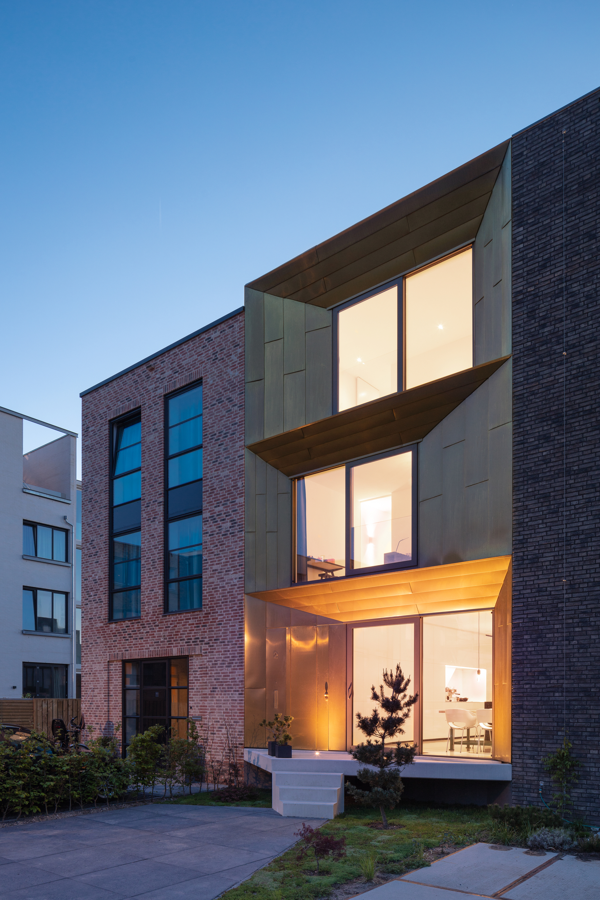 Brass House Amsterdam by MOPET architecten