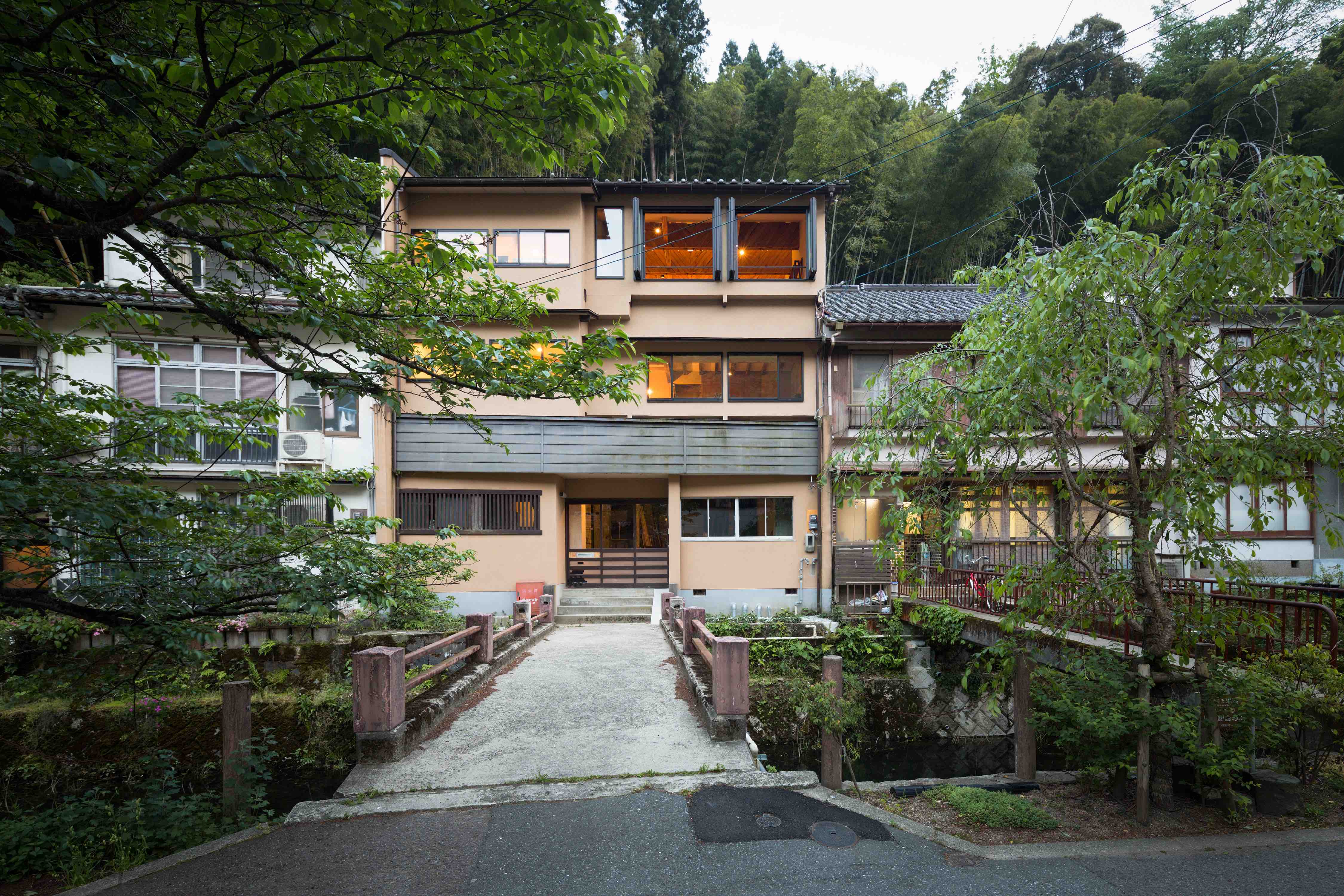 Kinosaki Residence by PUDDLE