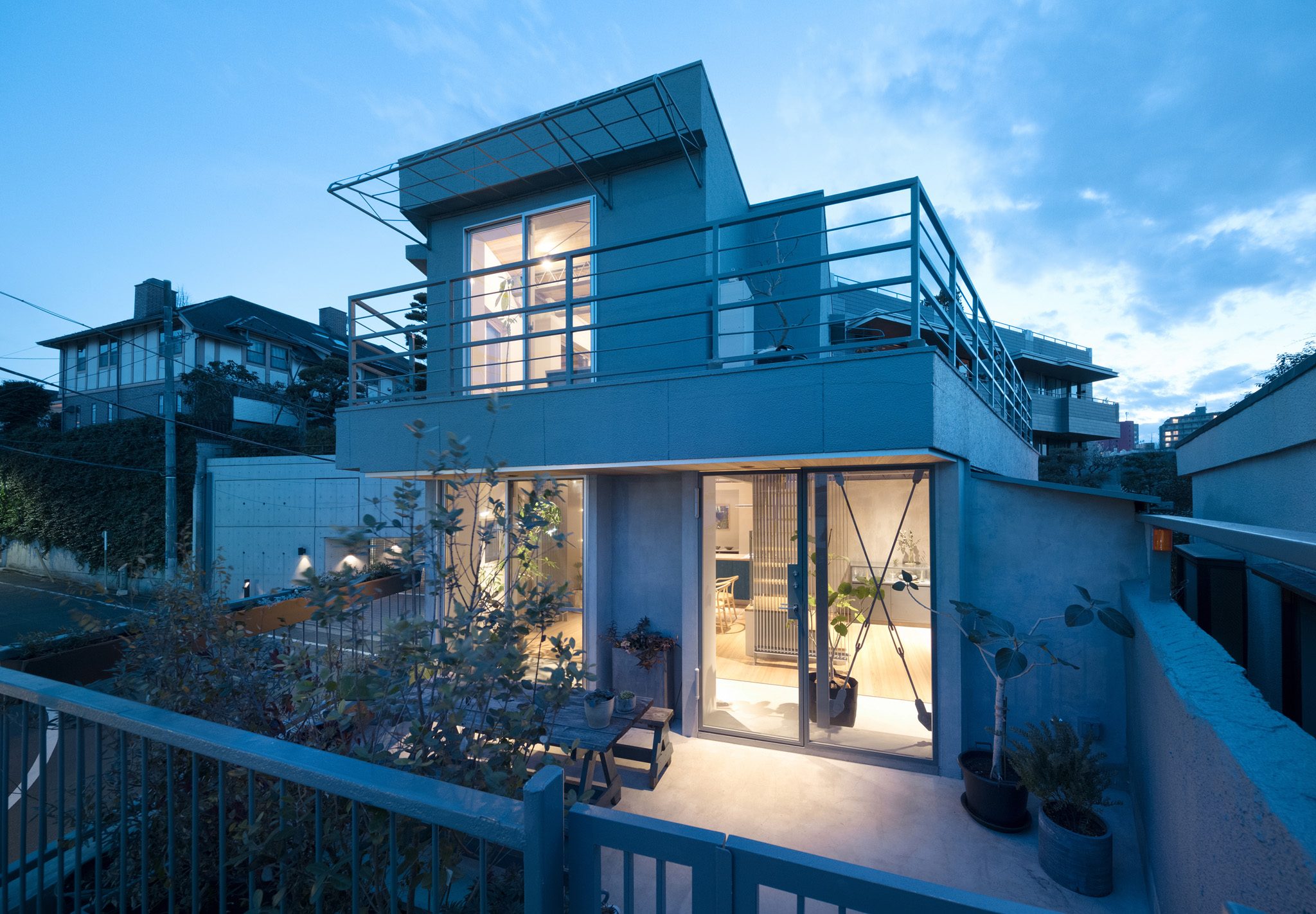 Kamiyami Residence by PUDDLE