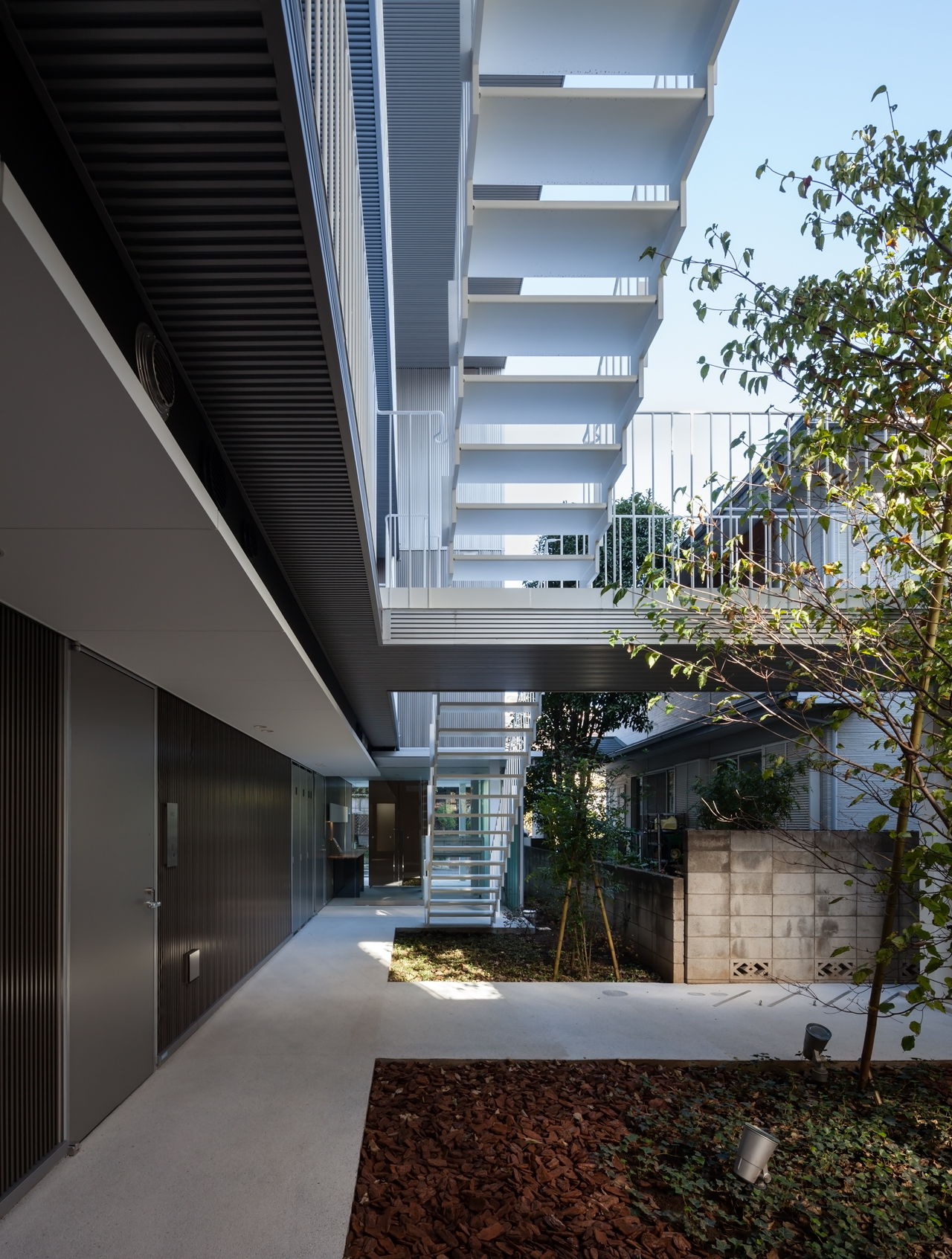 3 X 3 Cube by Ken Yokogawa Architect & Associates