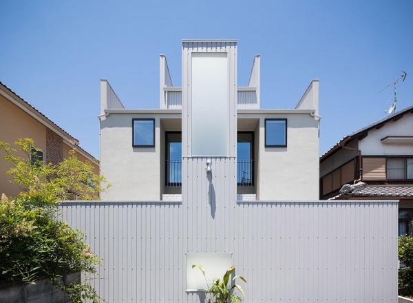 House of Scenes by FORM/Kouichi Kimura Architects
