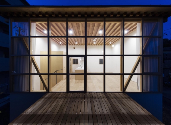 Lattice House by Tetsuo Yamaji Architects