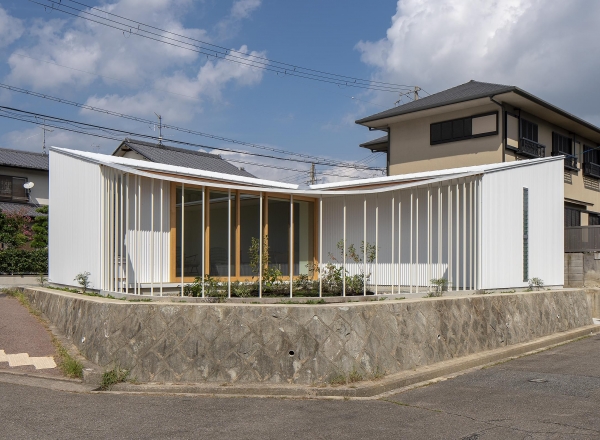 House In Takarazuka by arbol