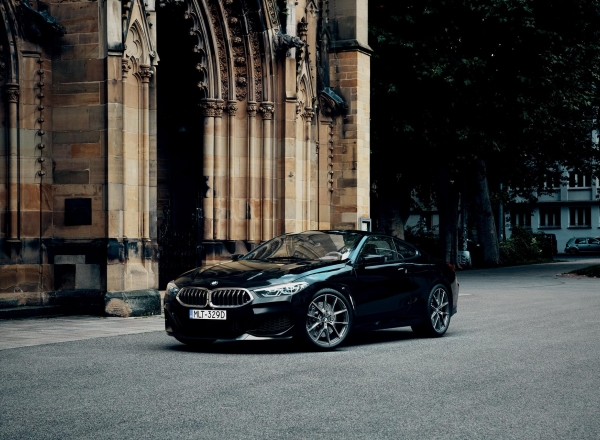 Automotive rendering BMW 850i