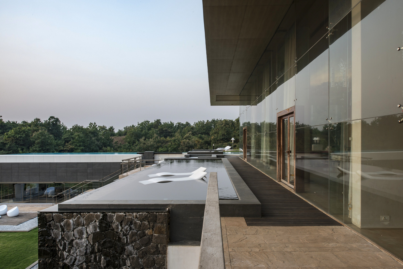  Luxury villa in India