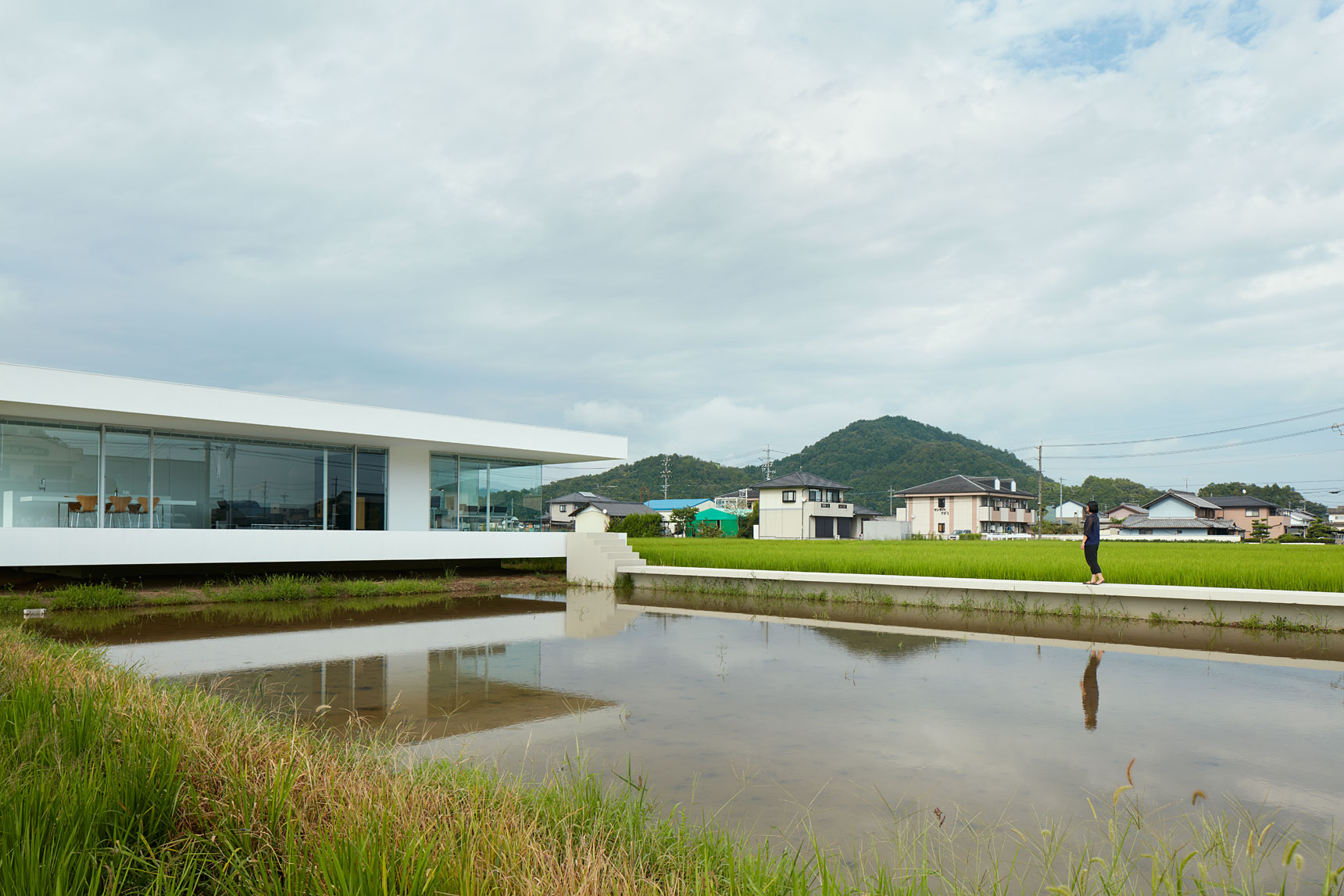 F Residence by Shinichi Ogawa & Associates