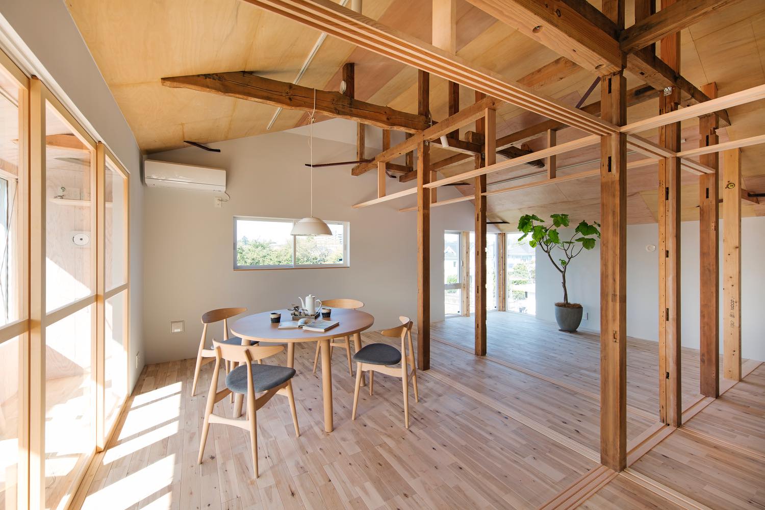 House Between Pillars by Camp Design Inc