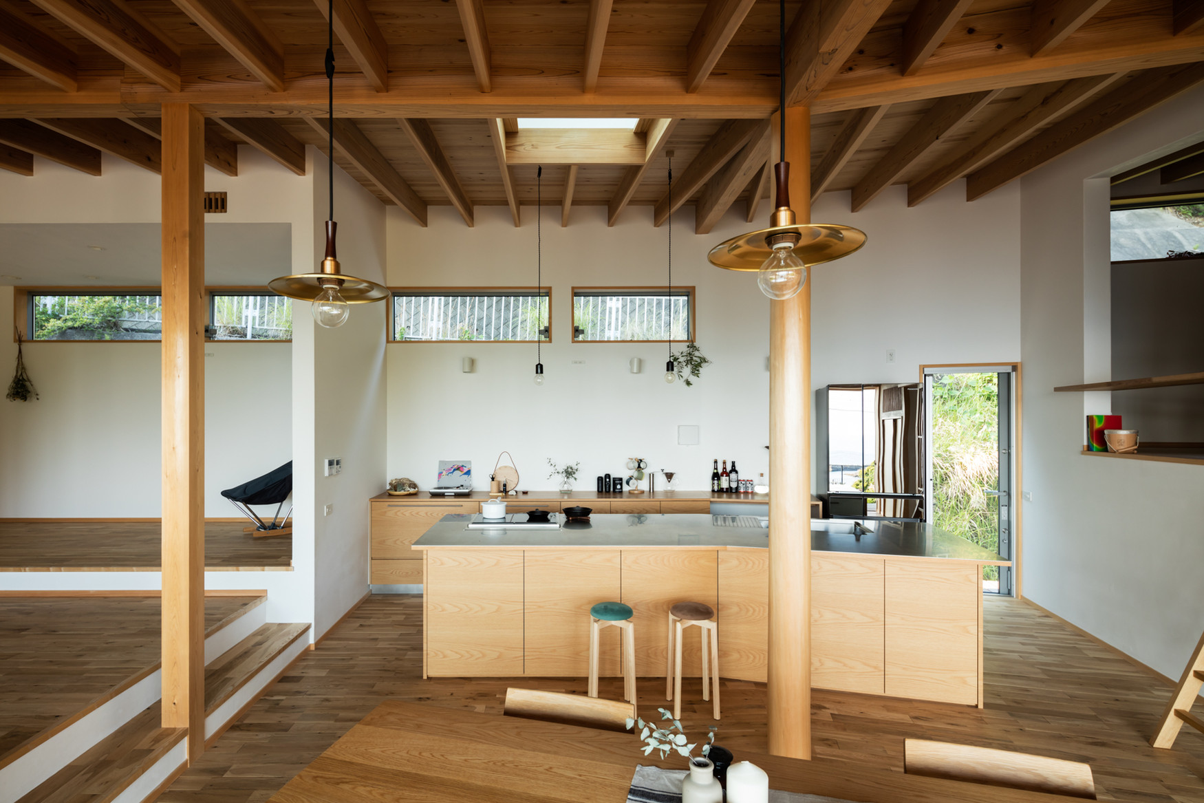 House in Shirahama-cho by Kishimoto Himeno