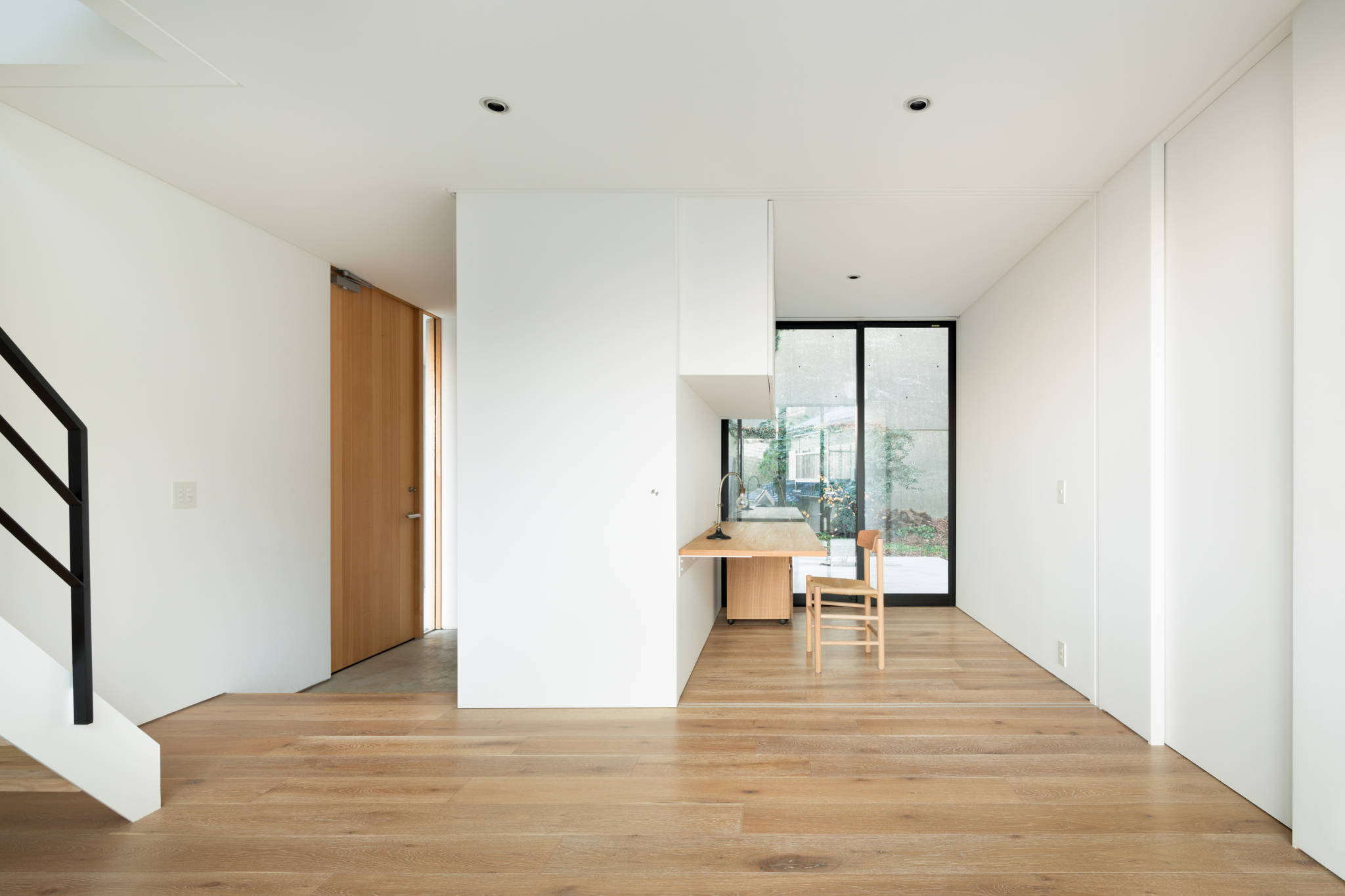 House in Yokosuka by Takashi Kurihara Architects