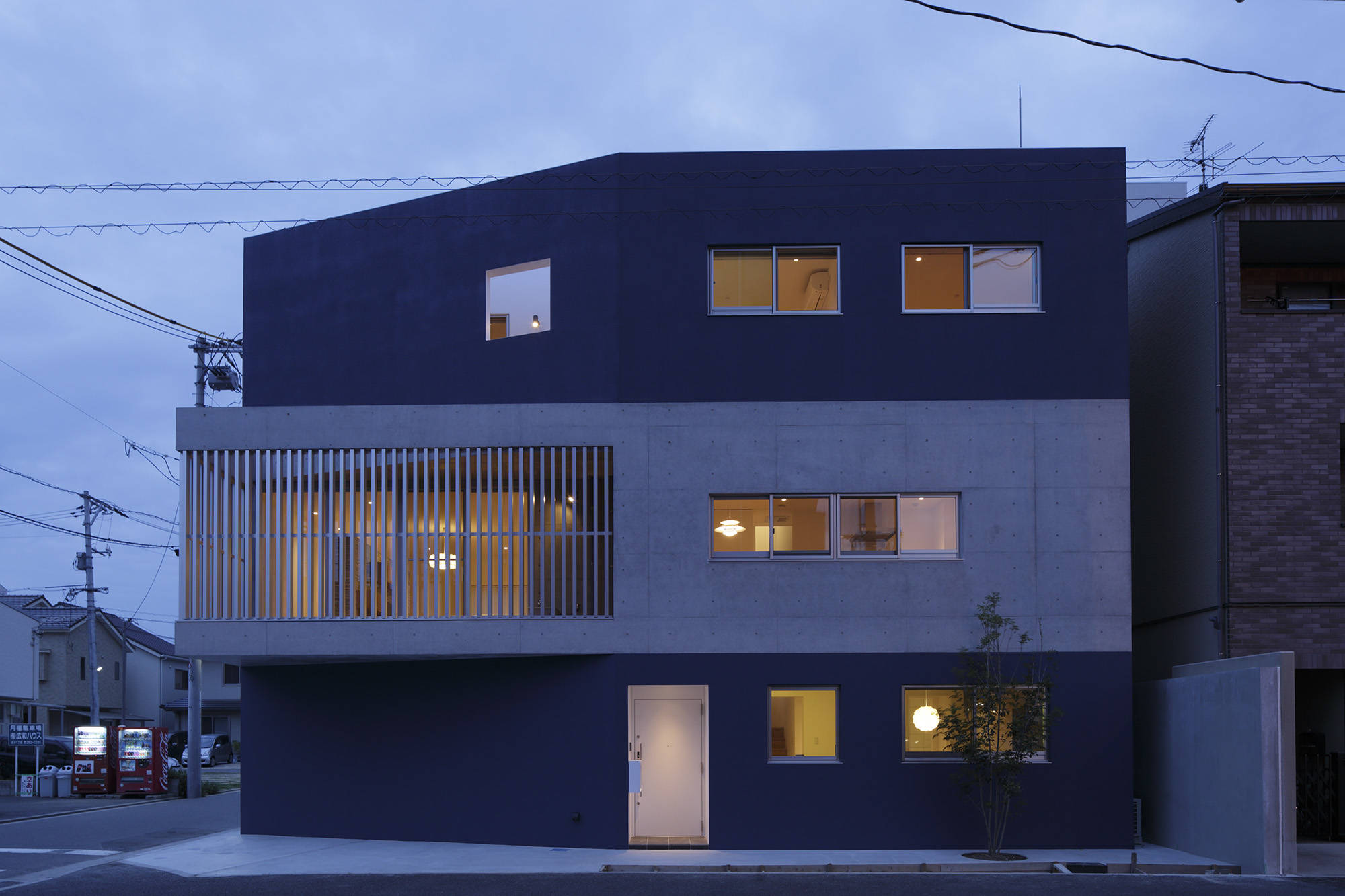 3R House by CAPD