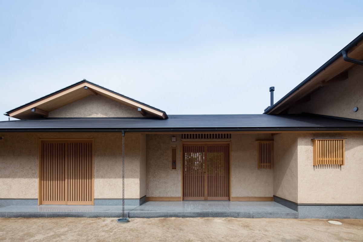 Hiiragi’s House by Takashi Okuno & Associates