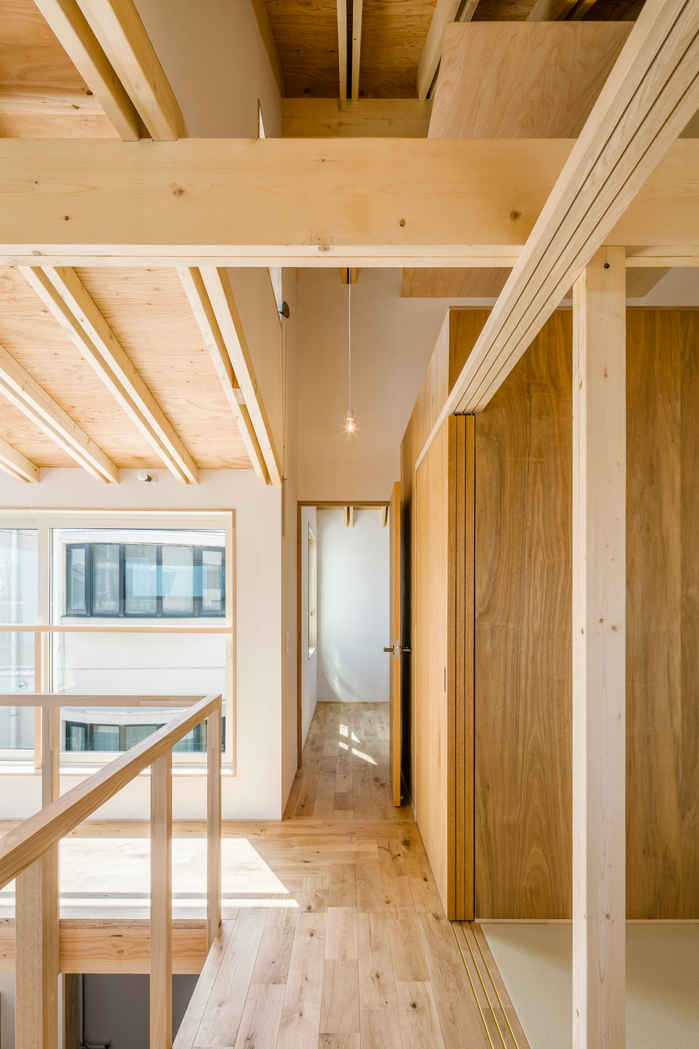 House in Motoyawata by SNARK + OUVI