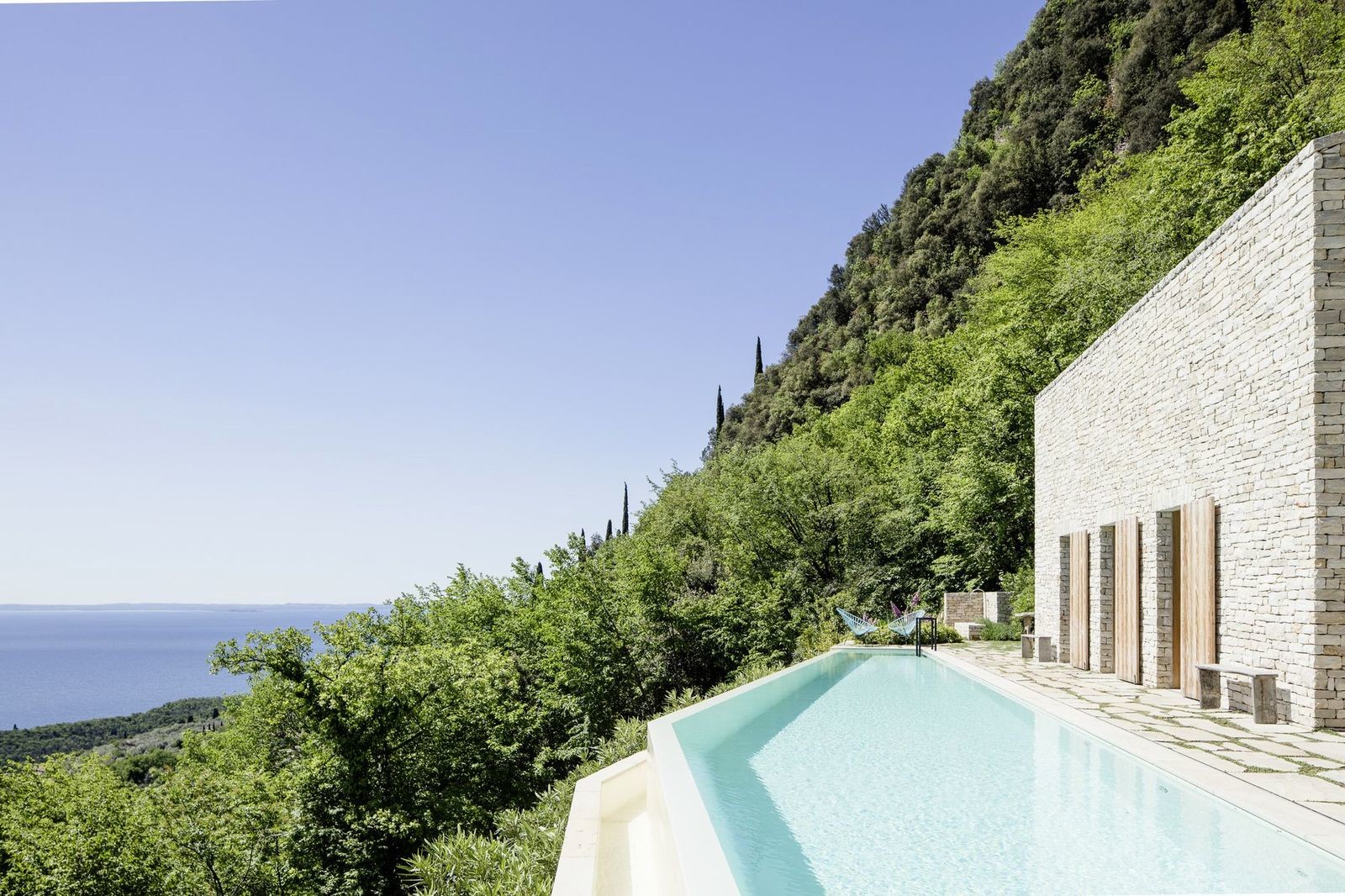  House over Lake Garda