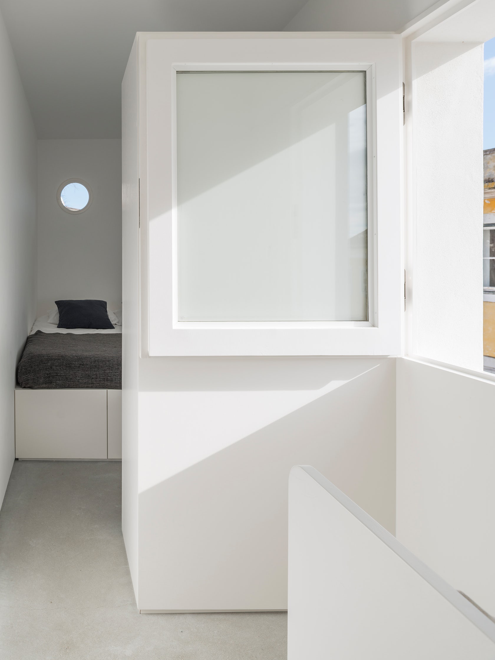 House in Alfama by Matos Gameiro Arquitecto