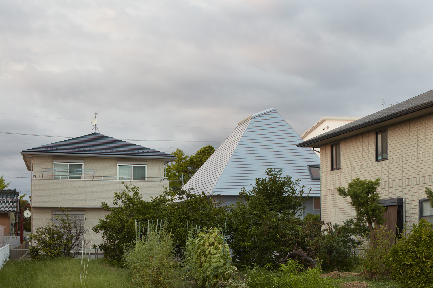 House in Iwakura by Airhouse